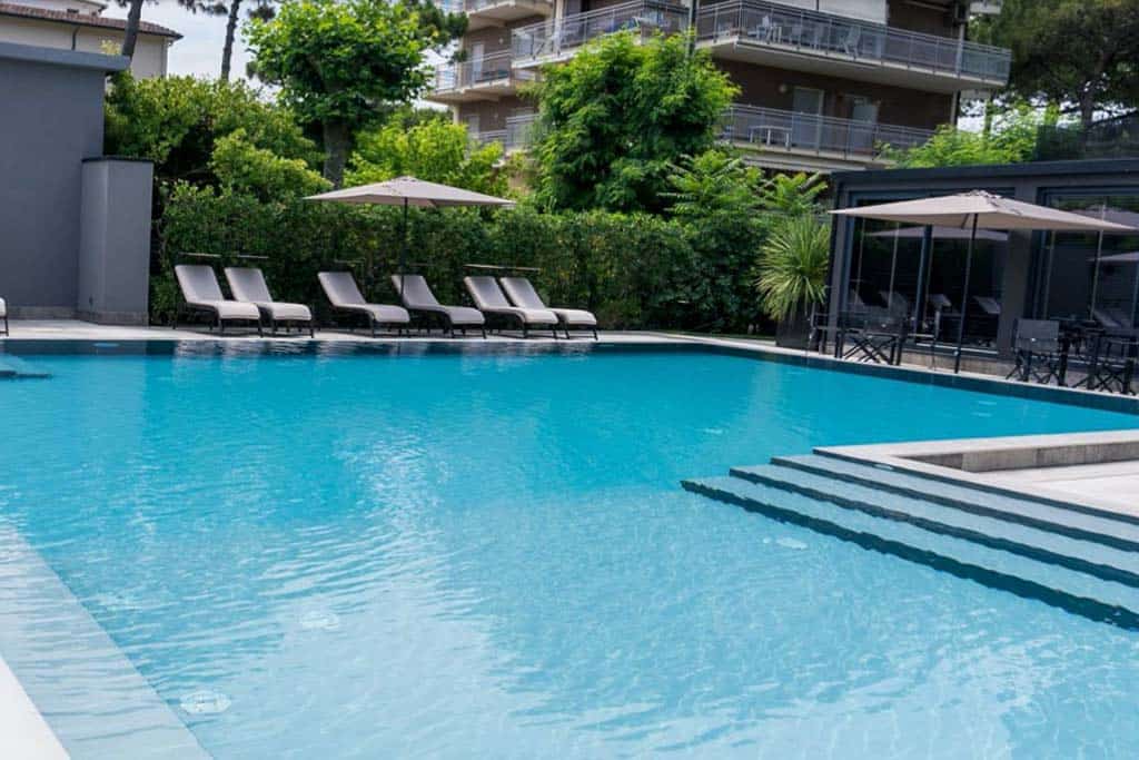 Coast hotel & SPA piscina