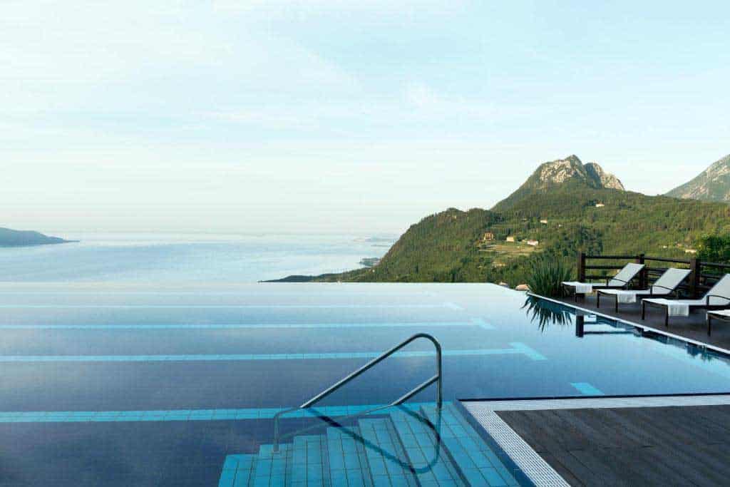 lefay resort & spa lago di garda piscina esterna