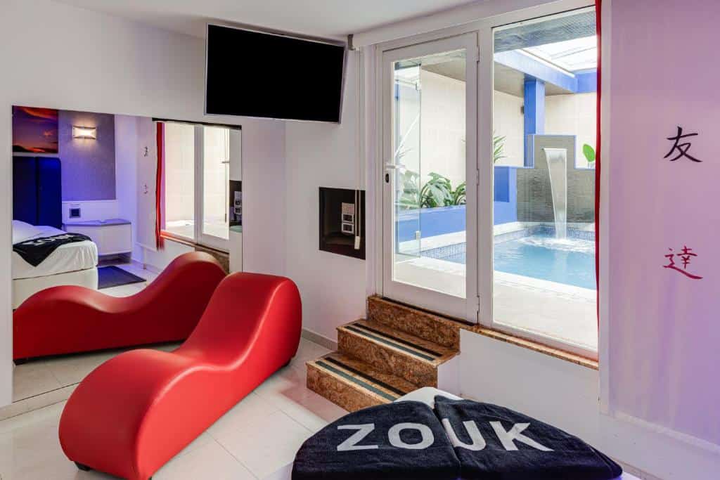 suite con accesso alla piscina hotel zouk