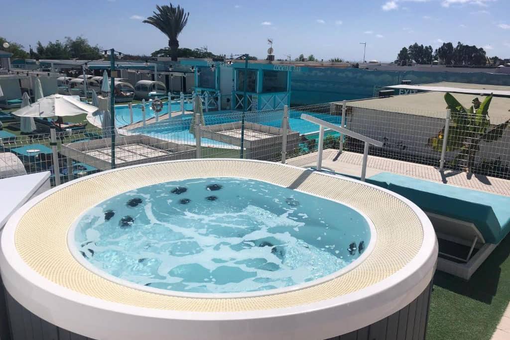 piscina e idromassaggio Venus Star Resort