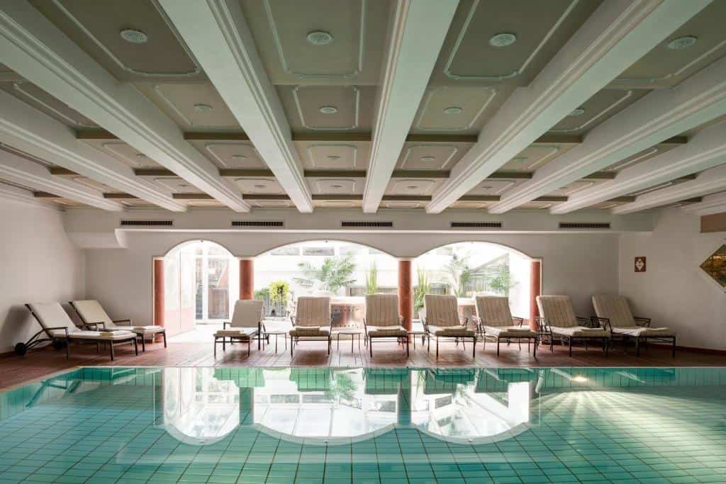Hotel Castel Rundegg piscina interna
