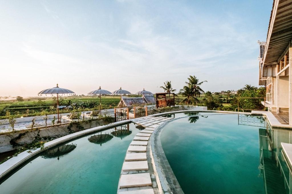 BoHo Canggu piscina a sfioro