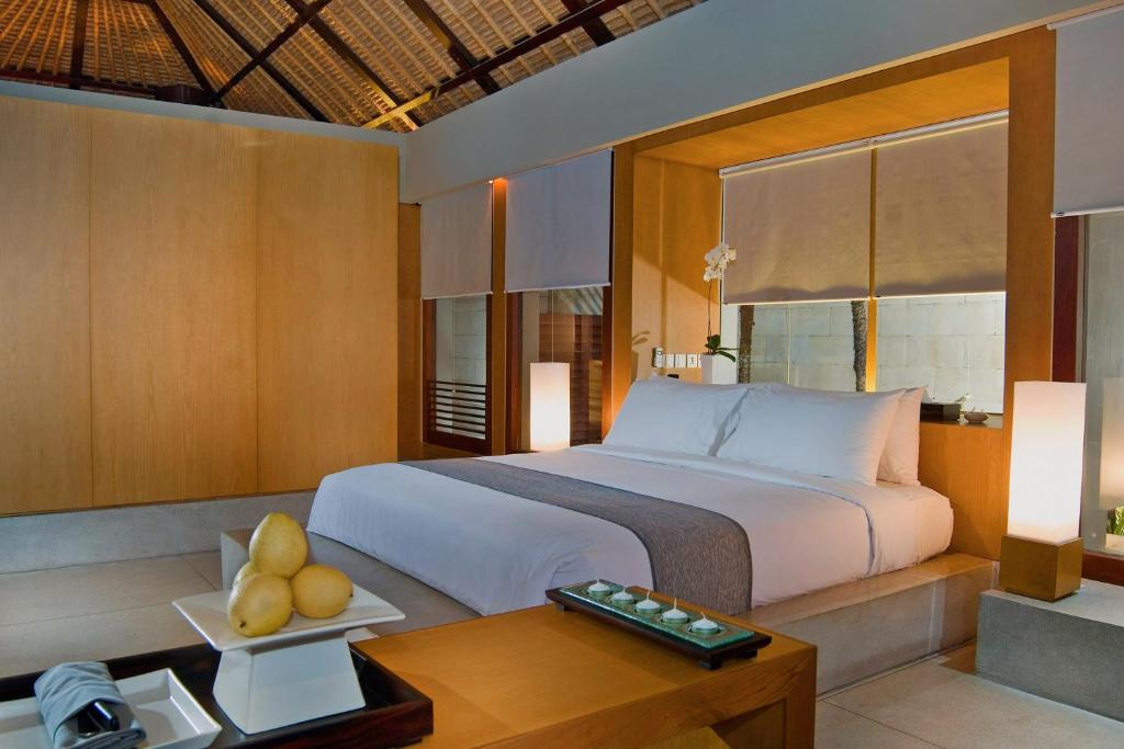 The Bale Nusa Dua by LifestyleRetreats camera da letto