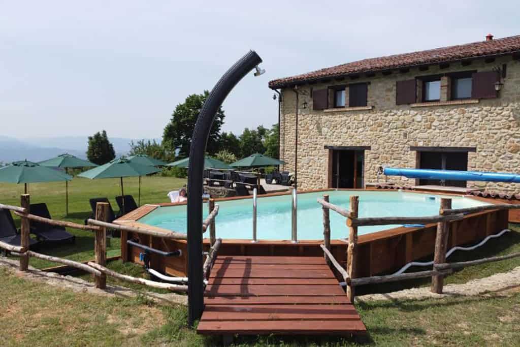 Ca del Monte Resort piscina