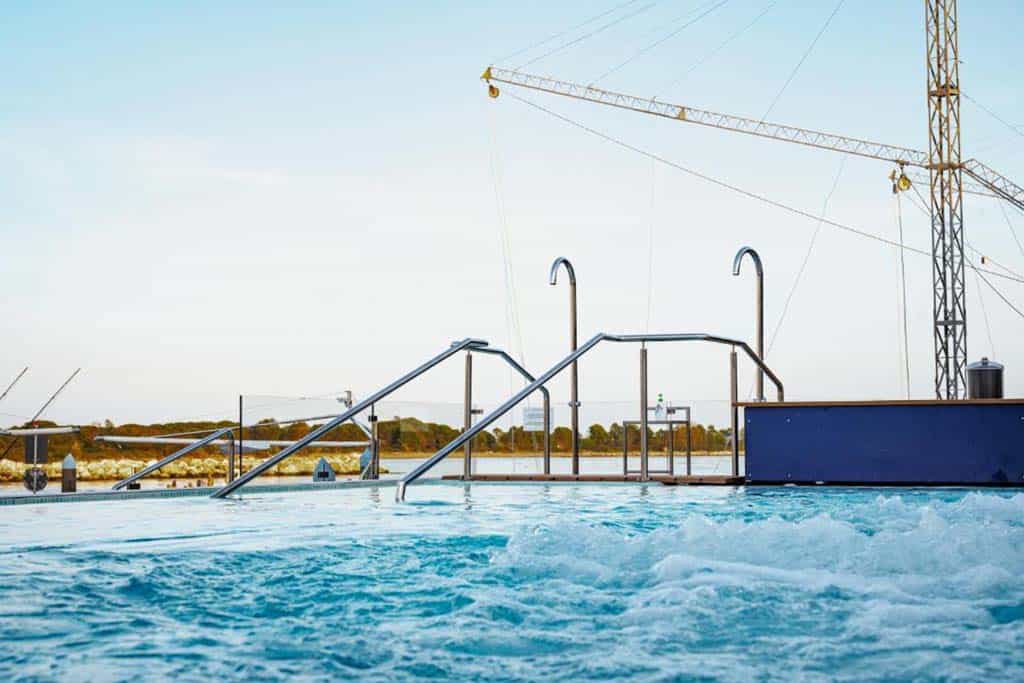 piscina con idromassaggio Residence Michelangelo Yachting Club